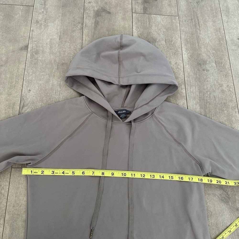 Eddie Bauer Women’s Athletic Hoodie
Women’s size medium
Like new - Picture 14 of 16
